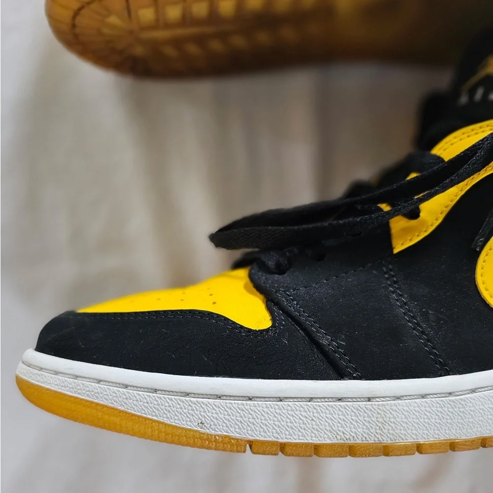 Jordan Black and Yellow Label Athletic Shoes - Picture 3 of 15